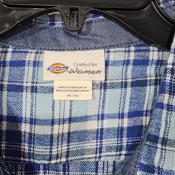 Dickies Women's Plaid Long Sleeve Flannel - Picture 6 of 8